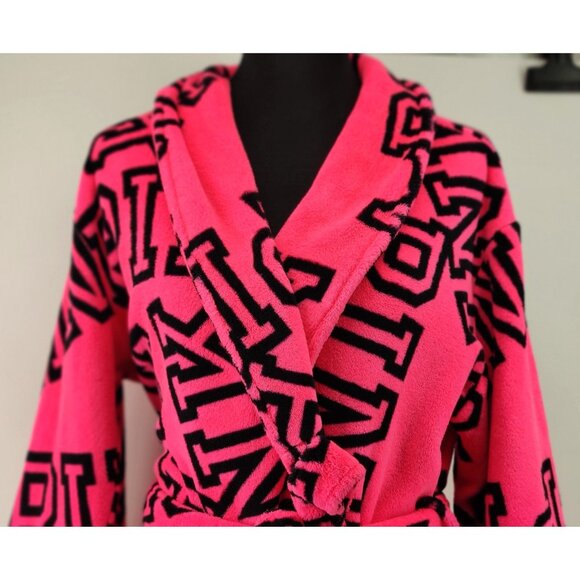 Victoria Secret Pink Size M Hot Pink Logo in Black Fleece Bathrobe with Belt - Picture 2 of 11